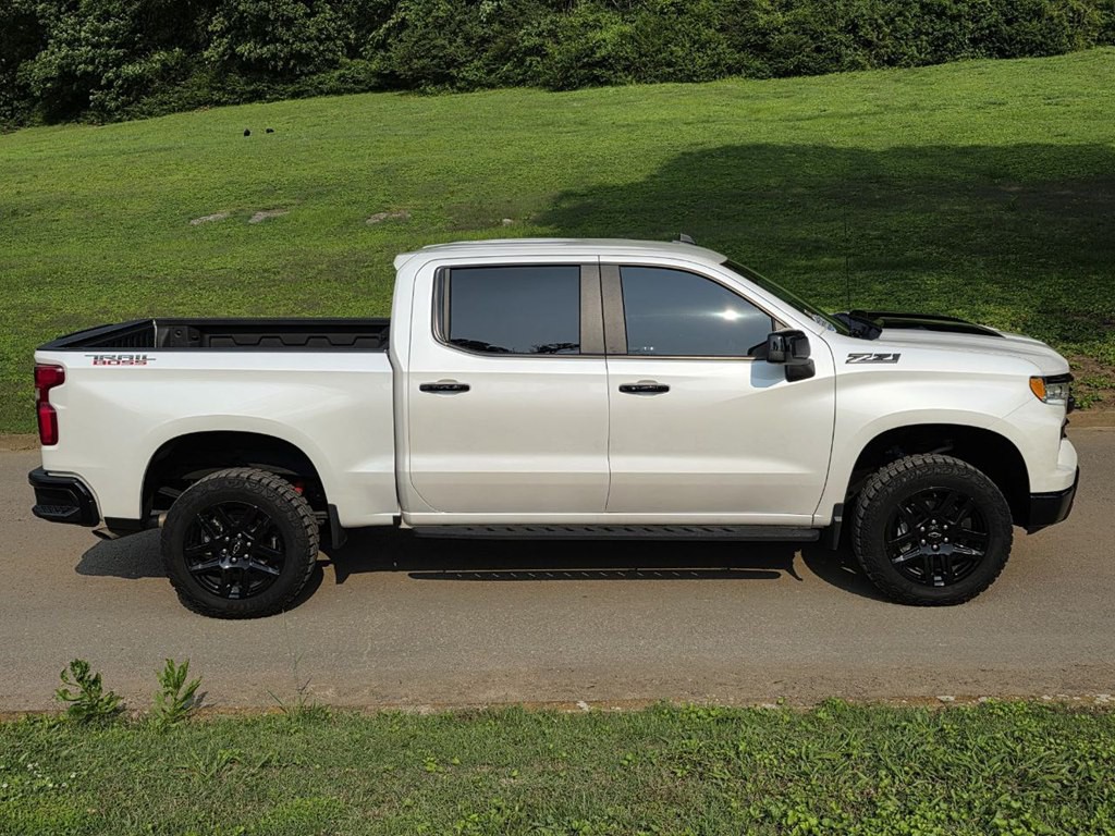 2023 Chevrolet Silverado 1500 Image 7