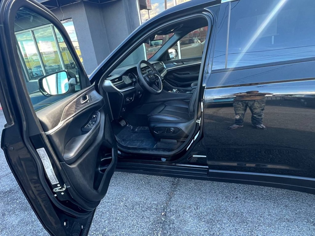 2024 Jeep Grand Cherokee Image 10