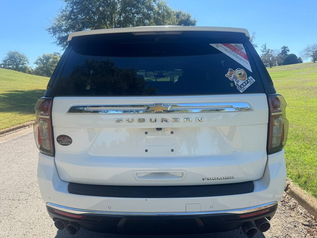 2021 Chevrolet Suburban Image 4