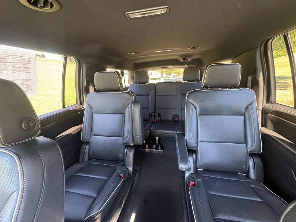 2021 Chevrolet Suburban Image 11