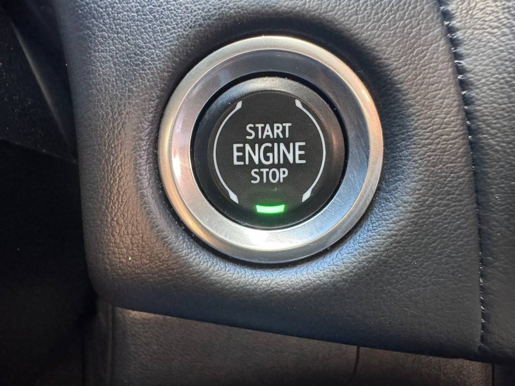 2021 Chevrolet Suburban Image 16