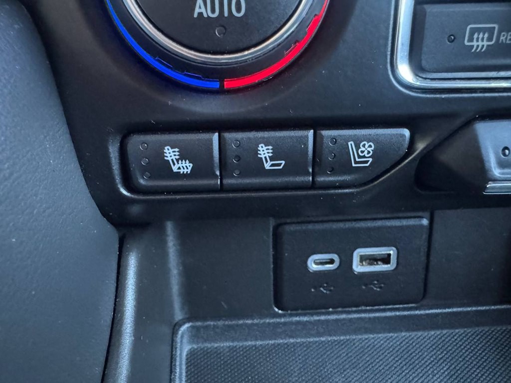 2021 Chevrolet Suburban Image 19