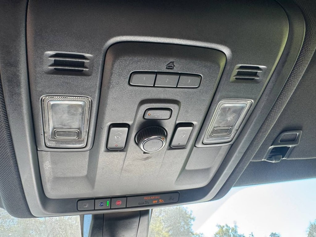 2021 Chevrolet Suburban Image 20