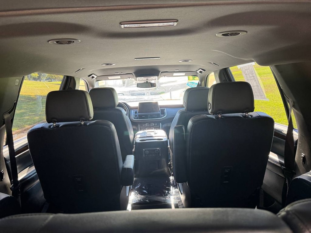 2021 Chevrolet Suburban Image 32