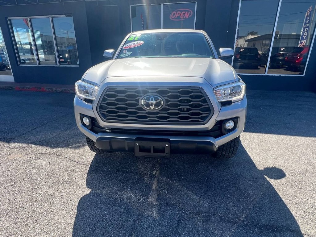 2021 Toyota Tacoma Image 8