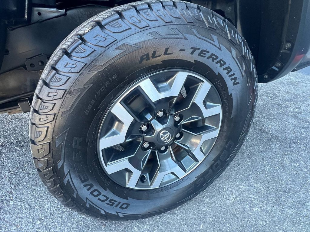 2021 Toyota Tacoma Image 41
