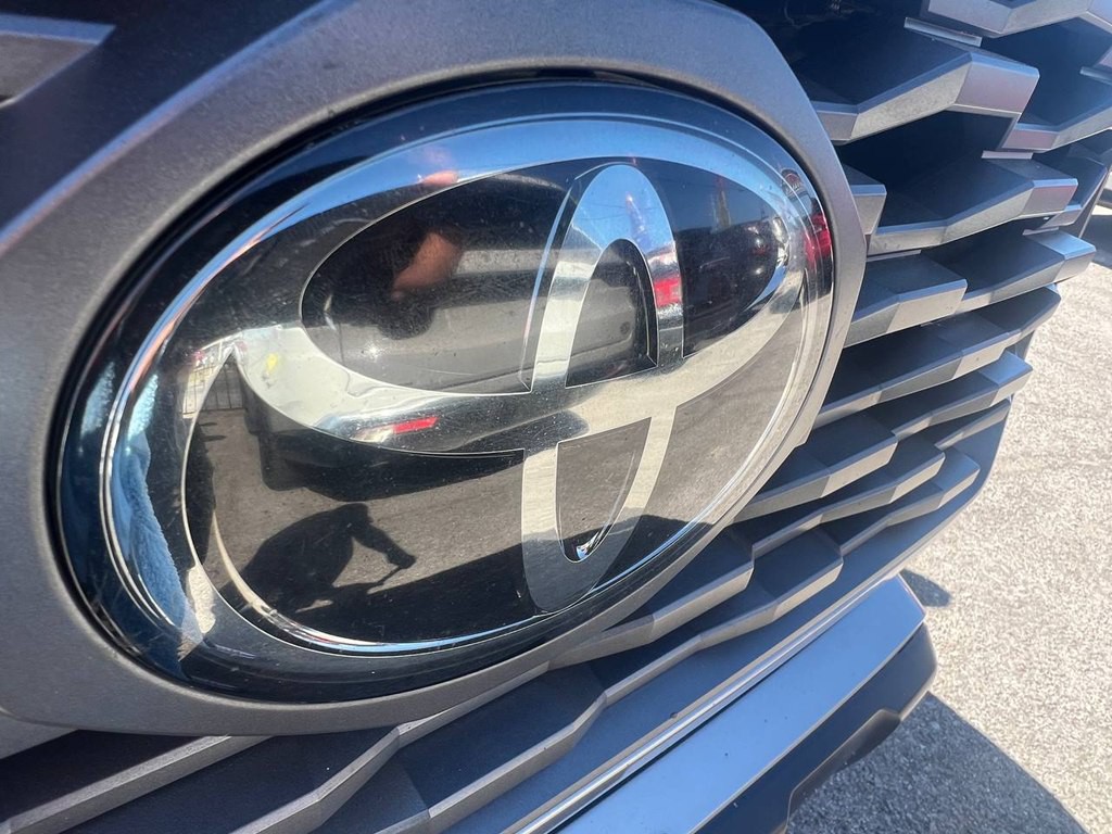 2021 Toyota Tacoma Image 42