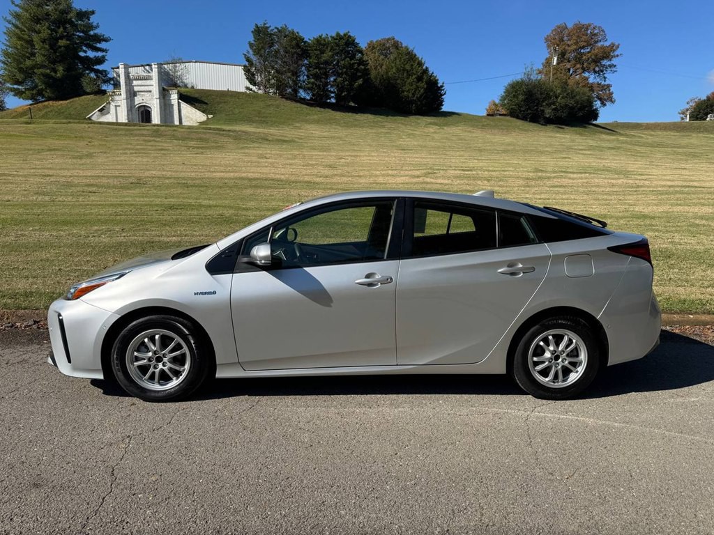 2022 Toyota Prius Image 3