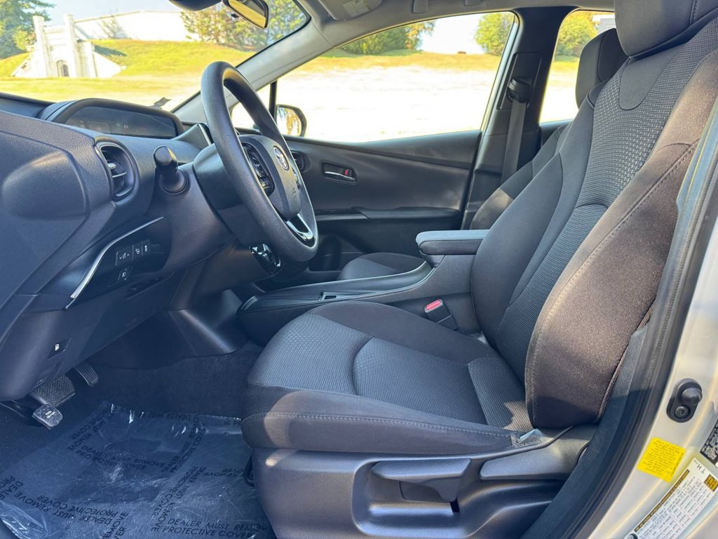 2022 Toyota Prius Image 28