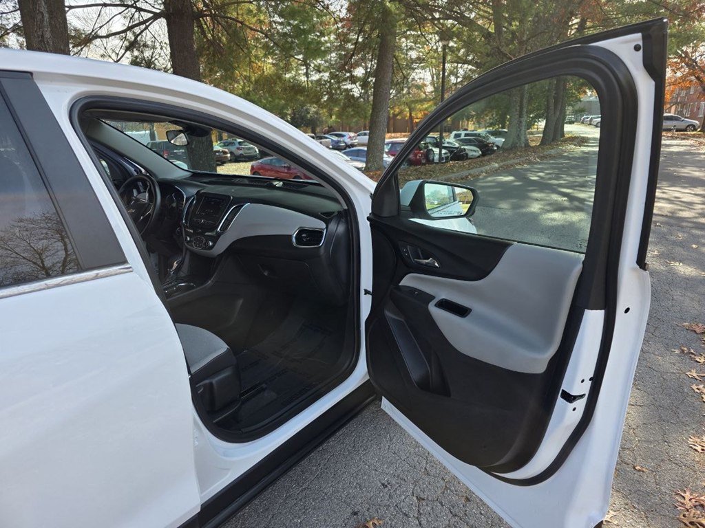 2024 Chevrolet Equinox Image 12