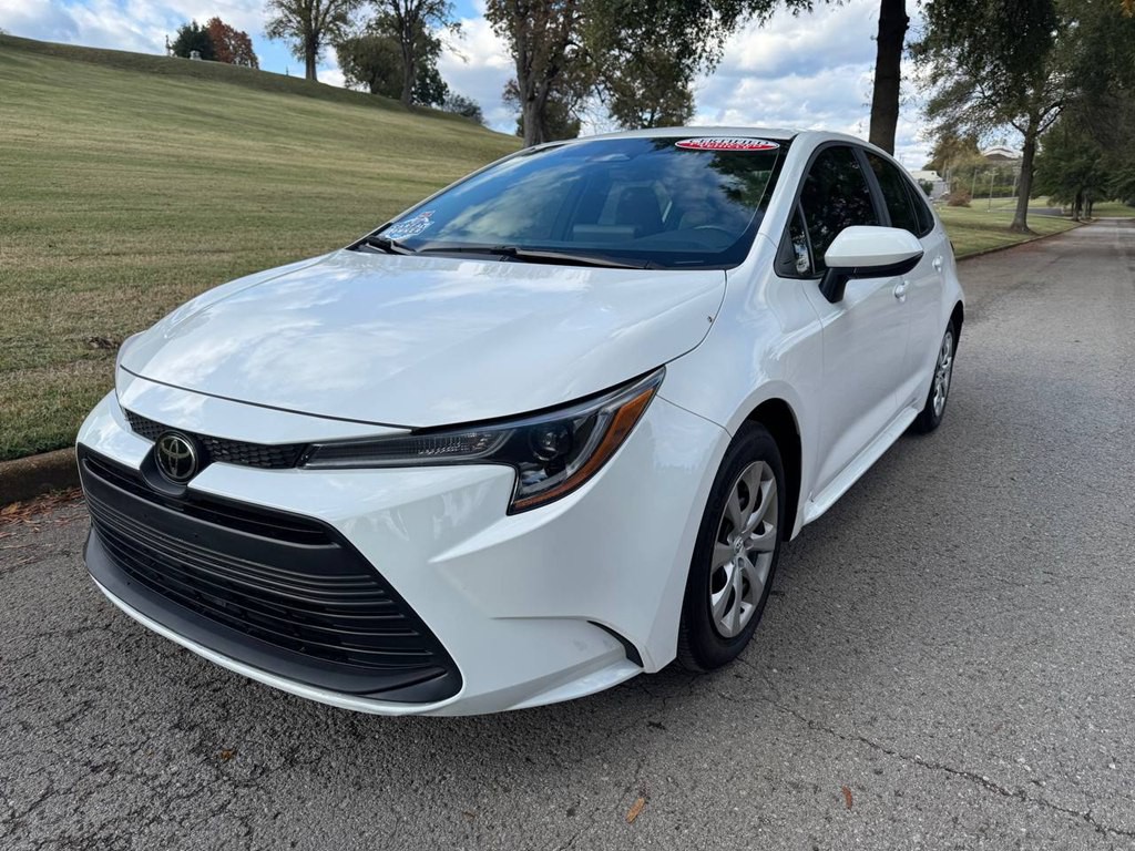 2024 Toyota Corolla Image 2