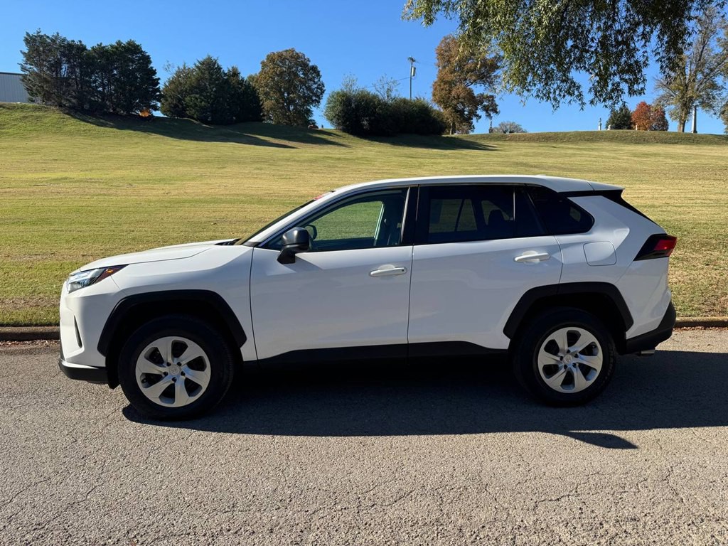 2025 Toyota Rav4 Image 3