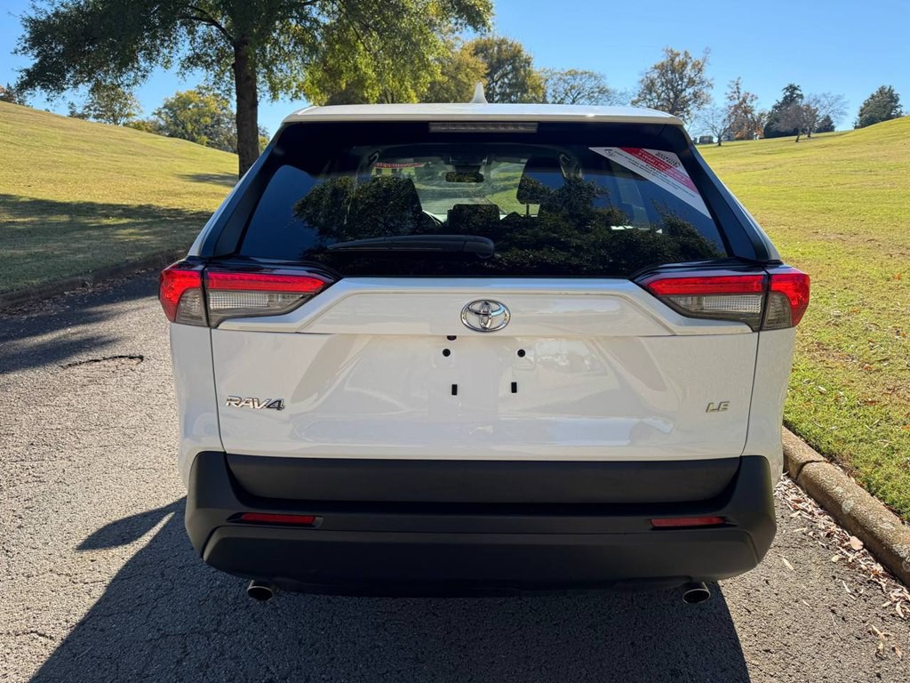 2025 Toyota Rav4 Image 5