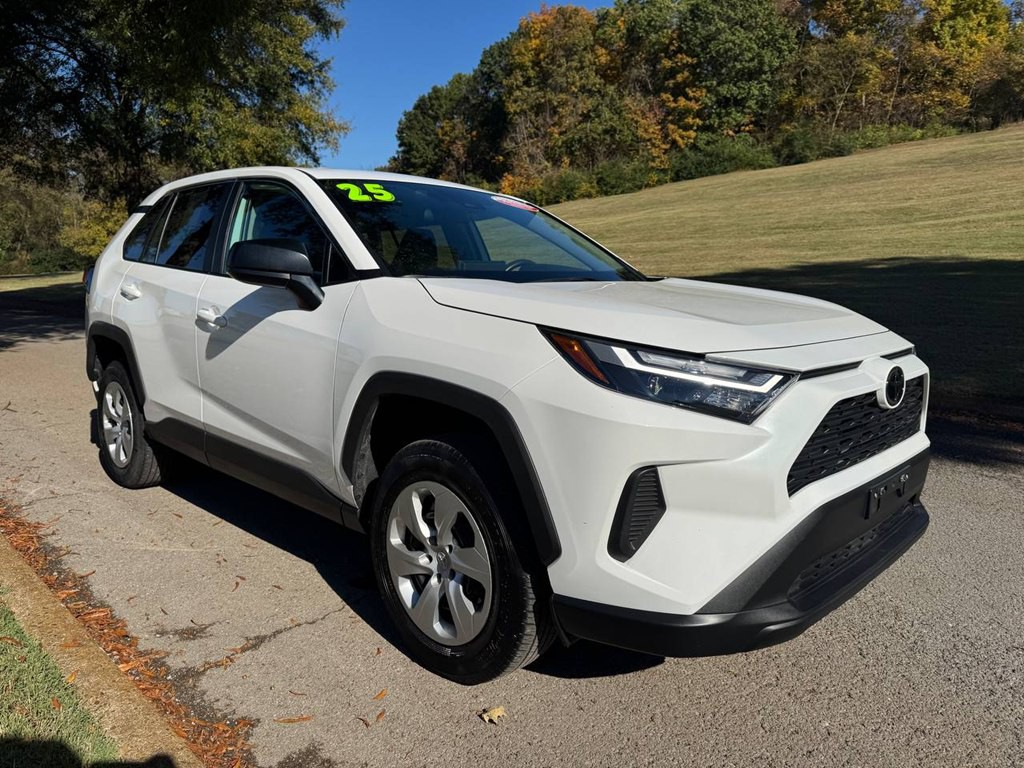 2025 Toyota Rav4 Image 8