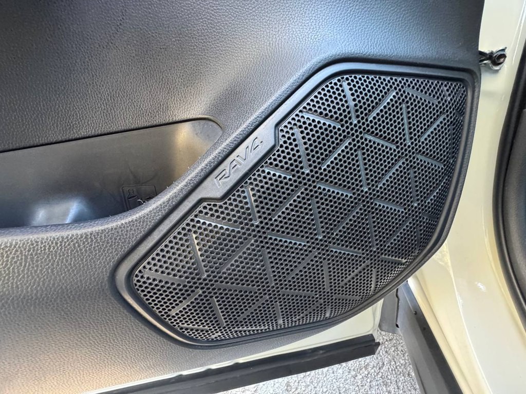 2025 Toyota Rav4 Image 18