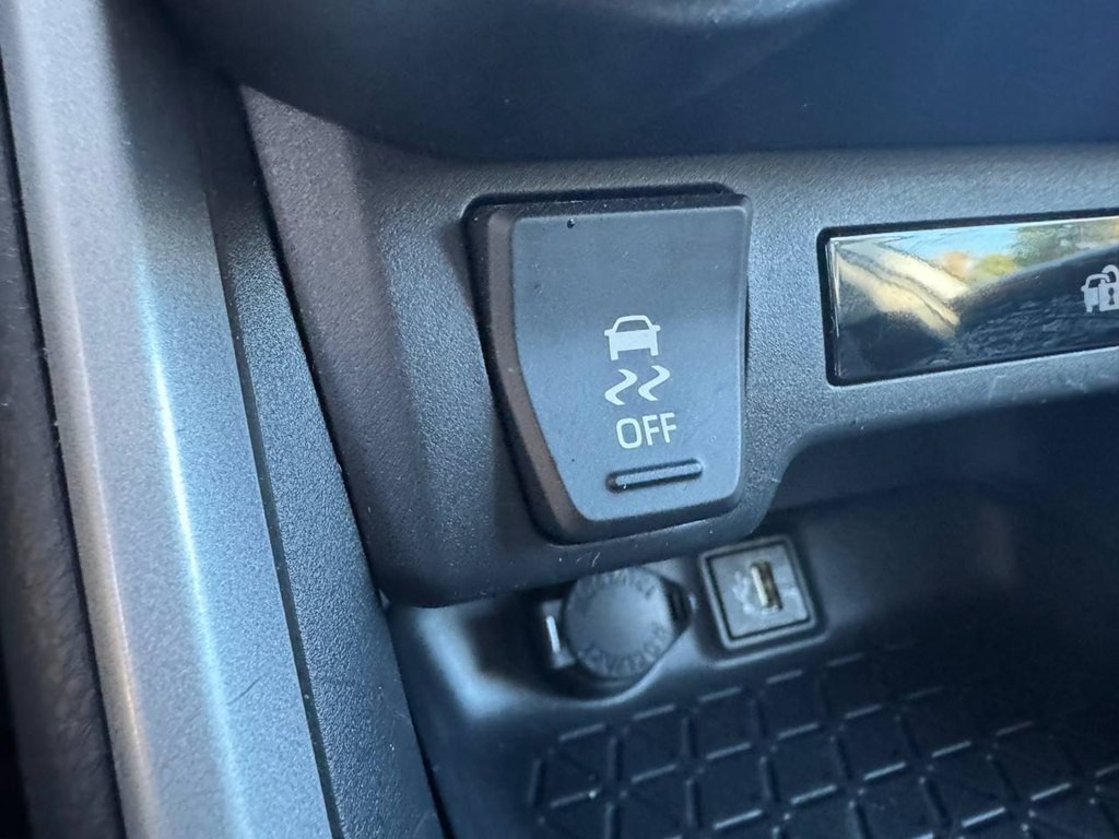 2025 Toyota Rav4 Image 22