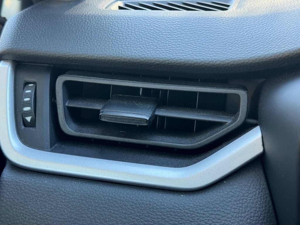 2025 Toyota Rav4 Image 30