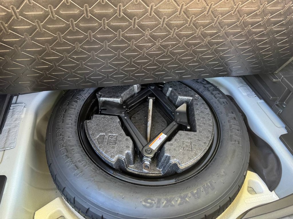 2025 Toyota Rav4 Image 37