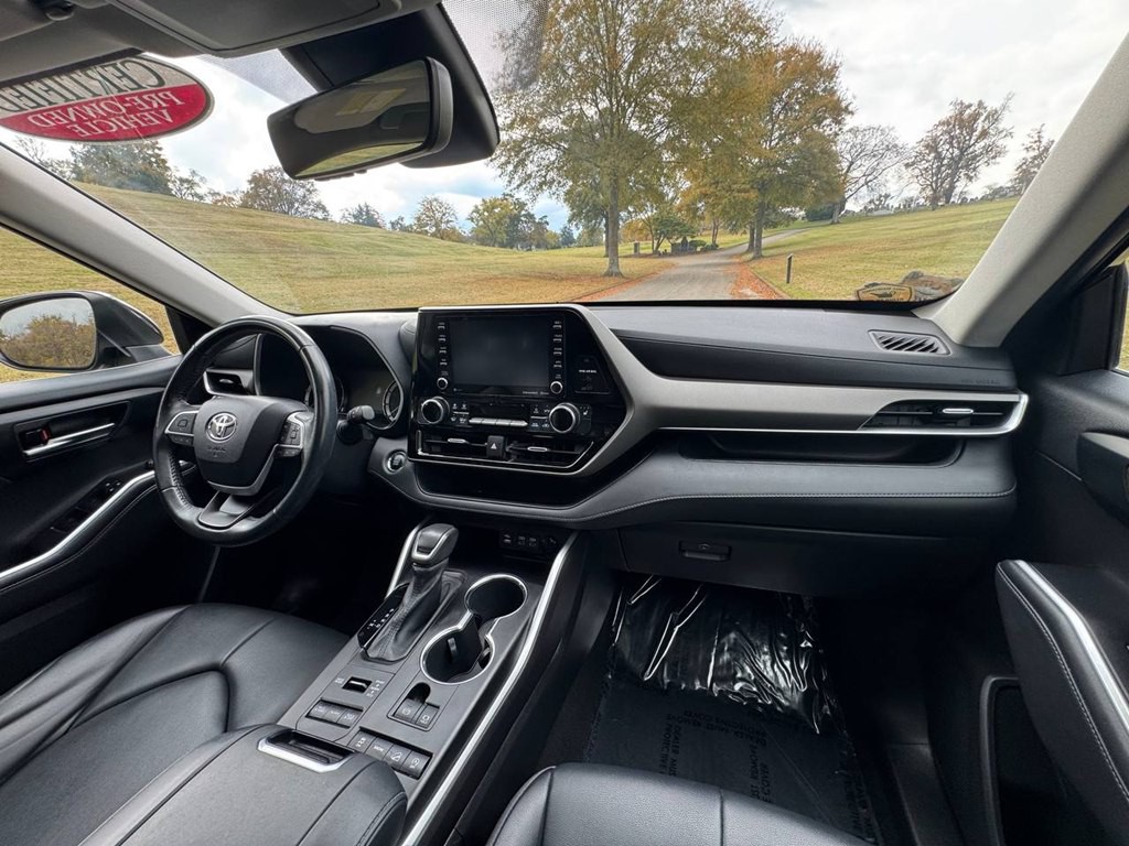 2022 Toyota Highlander Image 10