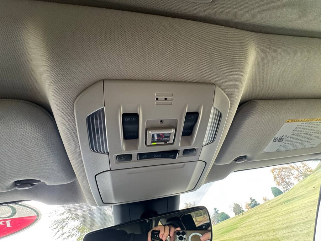 2022 Toyota Highlander Image 16