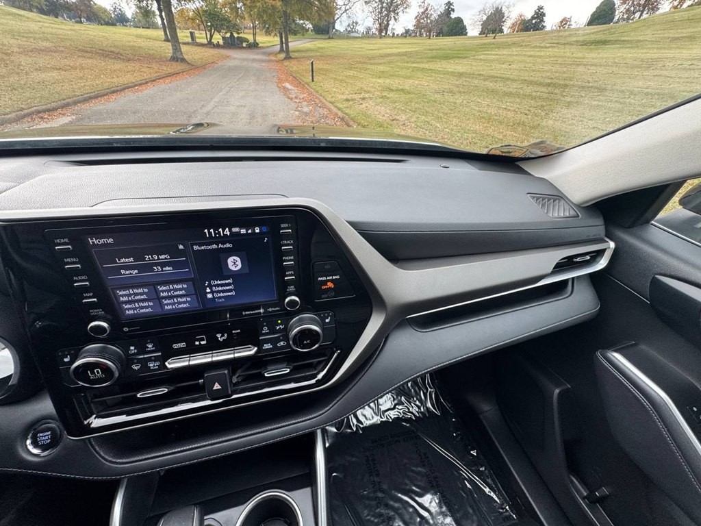 2022 Toyota Highlander Image 17