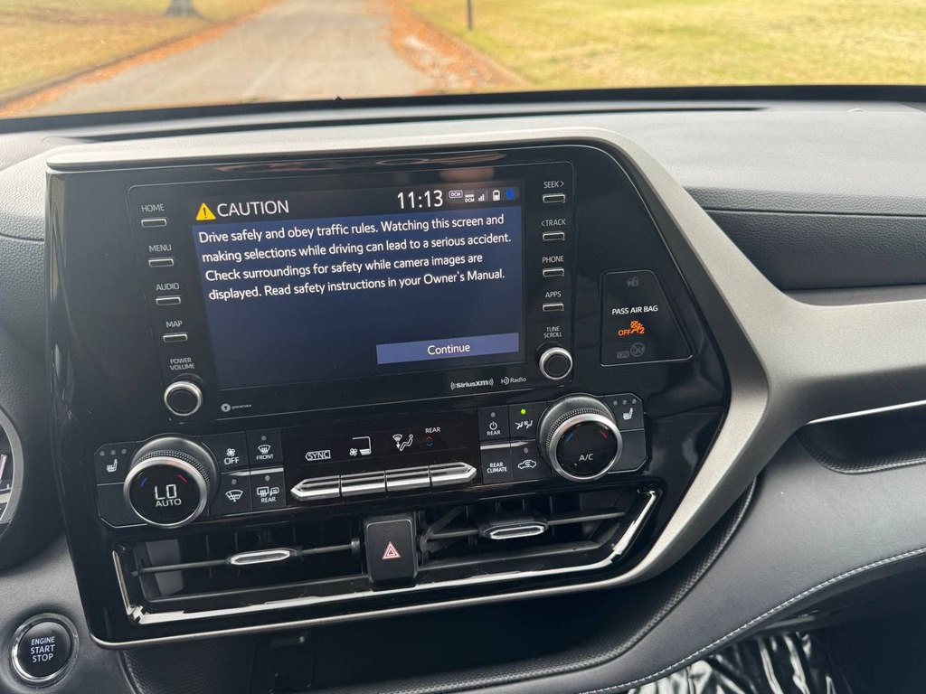 2022 Toyota Highlander Image 22