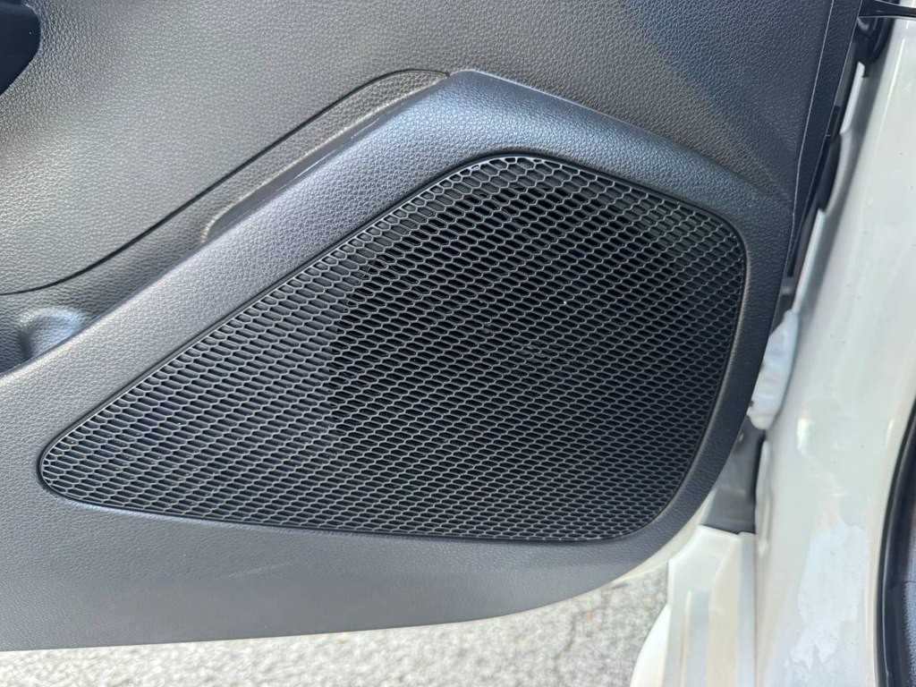 2024 Toyota Corolla Image 32