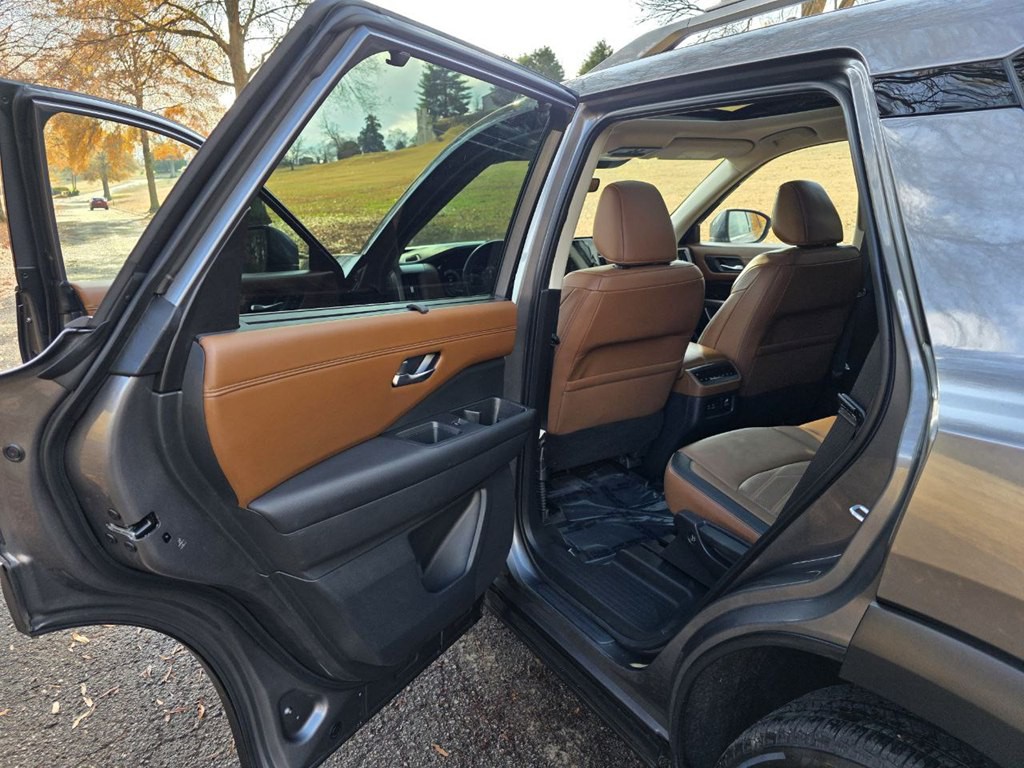 2024 Nissan Pathfinder Image 11