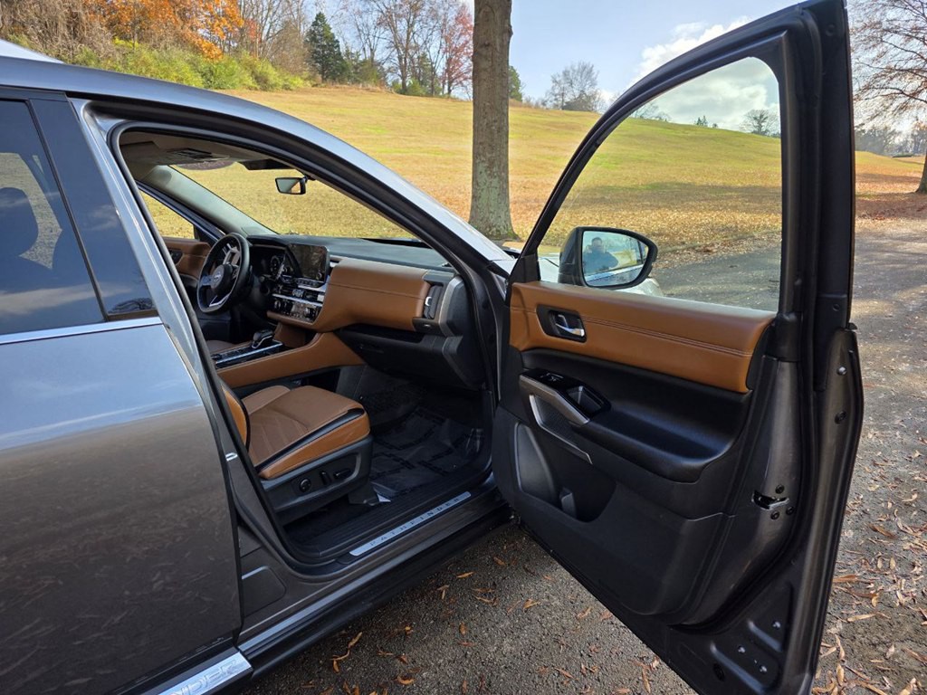 2024 Nissan Pathfinder Image 12