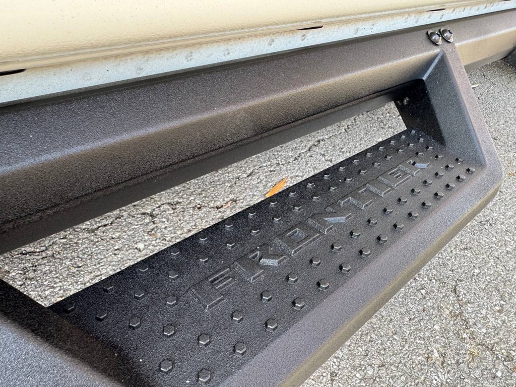 2023 Nissan Frontier Image 12