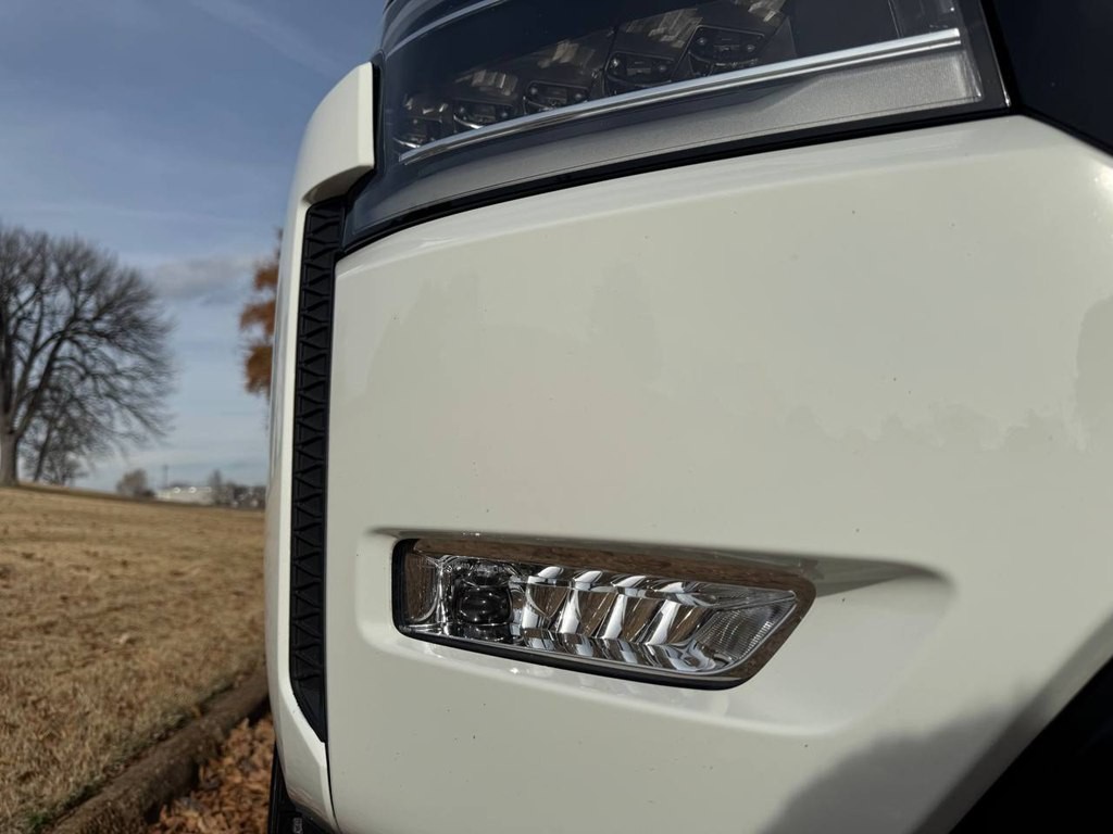 2023 Nissan Frontier Image 14
