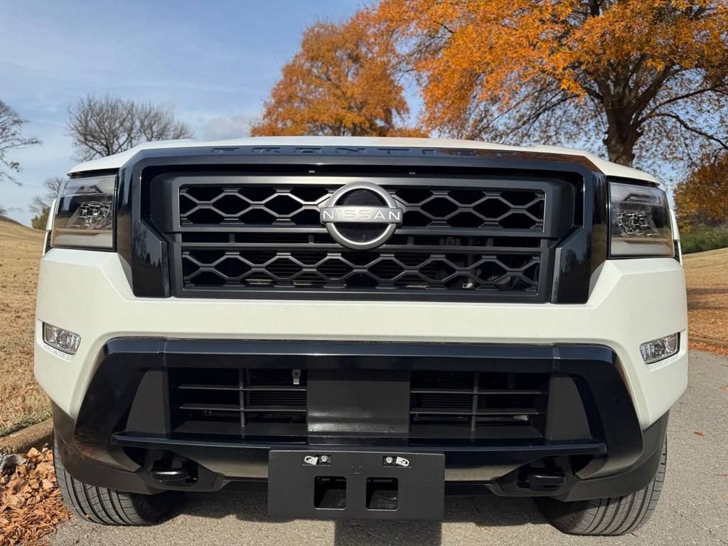 2023 Nissan Frontier Image 16