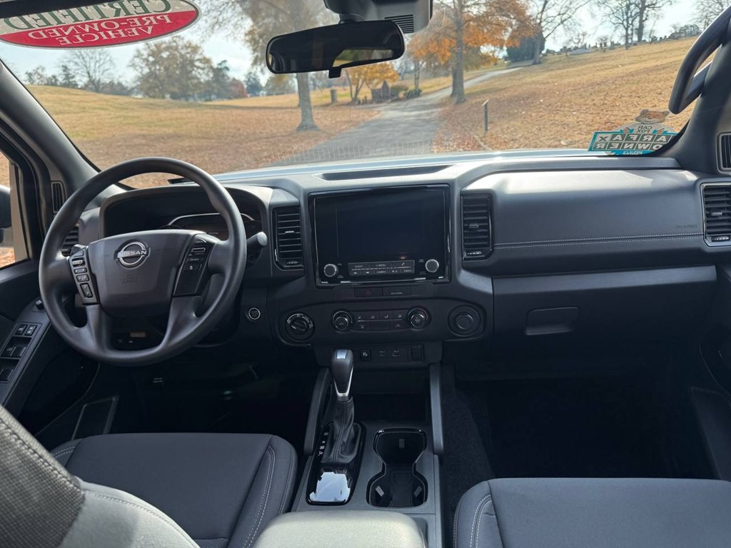 2023 Nissan Frontier Image 23