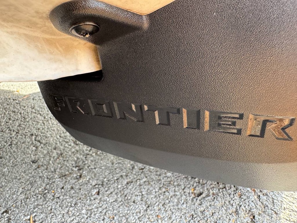 2023 Nissan Frontier Image 30