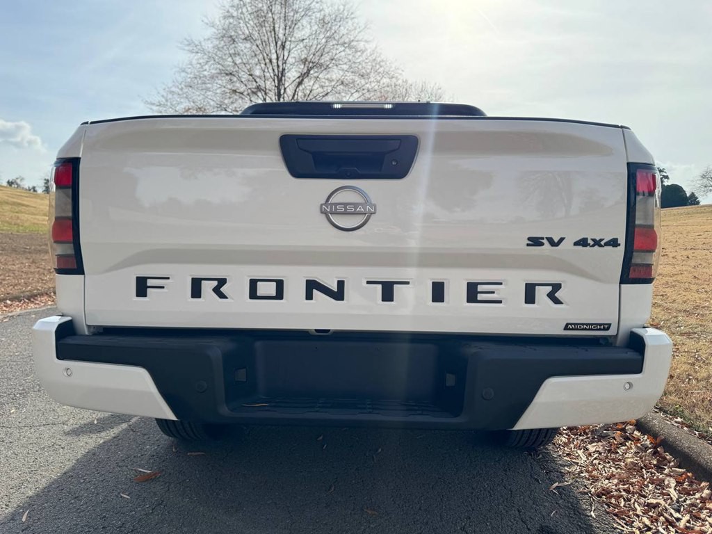 2023 Nissan Frontier Image 44