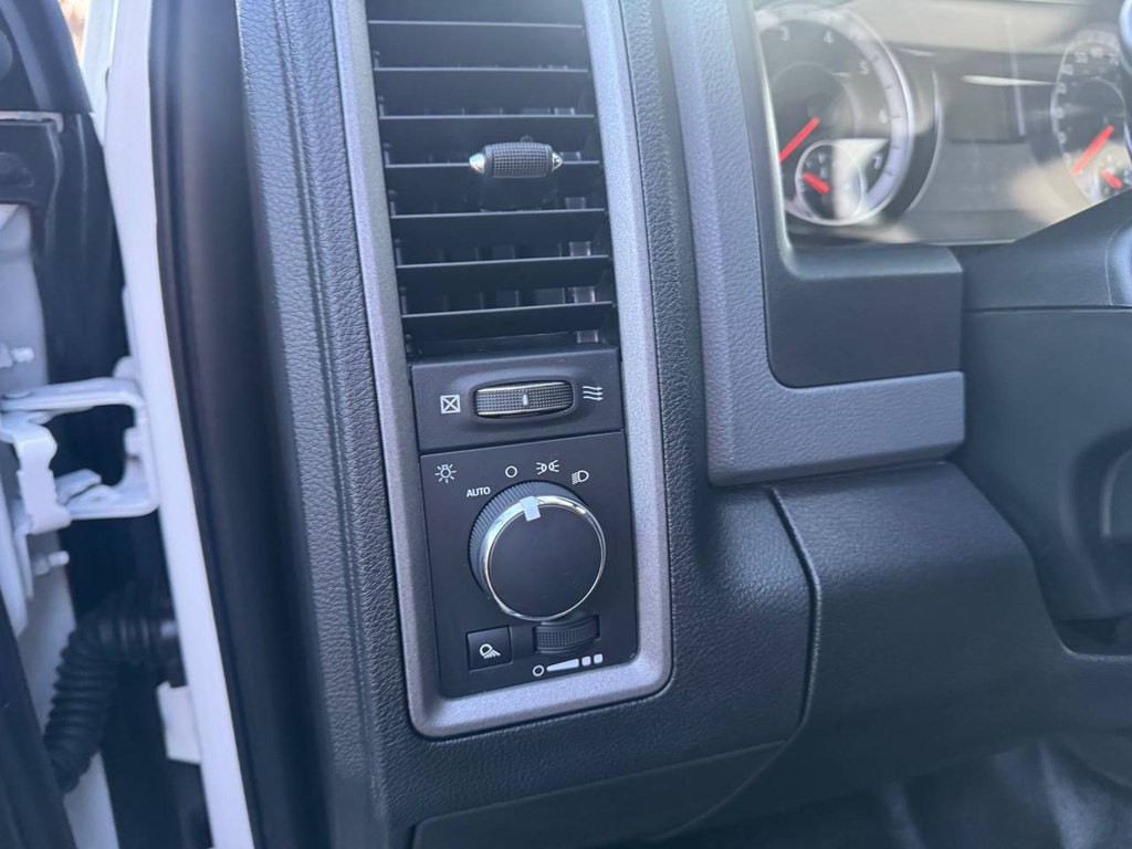 2018 RAM 1500 Image 17