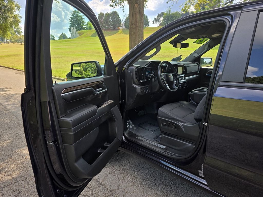 2023 Chevrolet Silverado 1500 Image 10