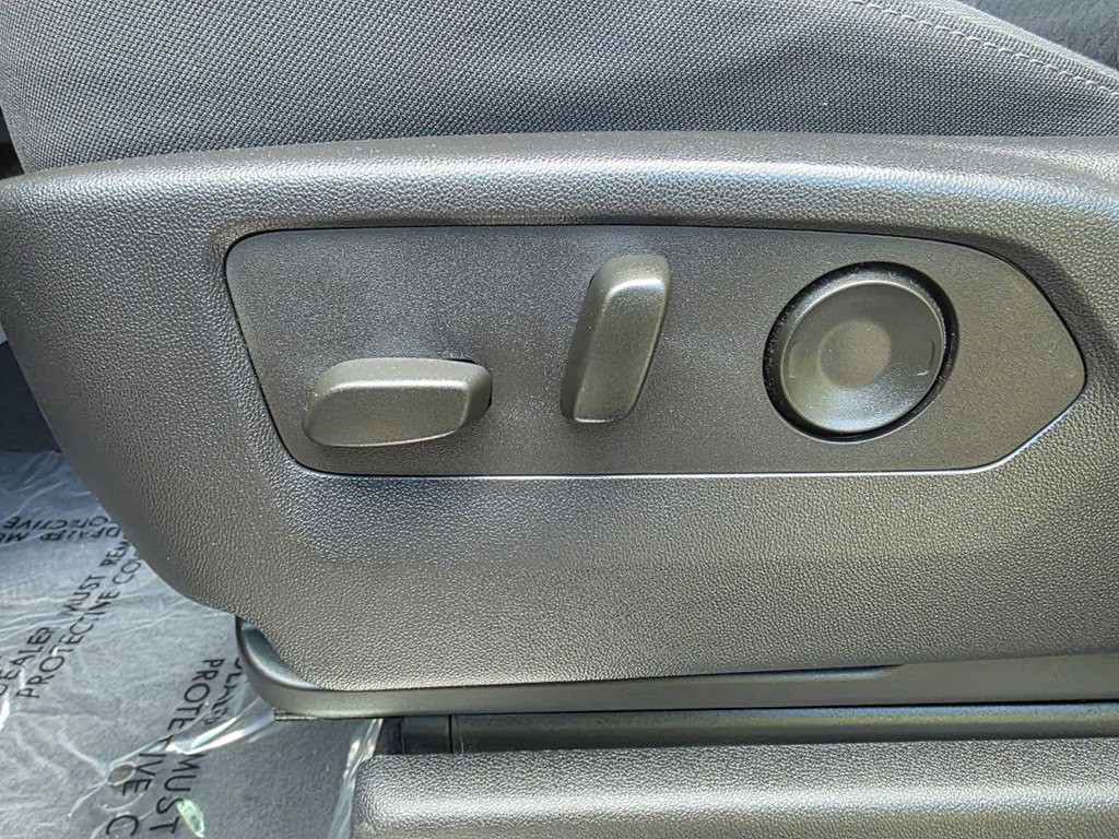 2023 Chevrolet Silverado 1500 Image 17