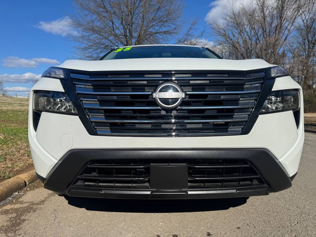 2025 Nissan Rogue Image 12