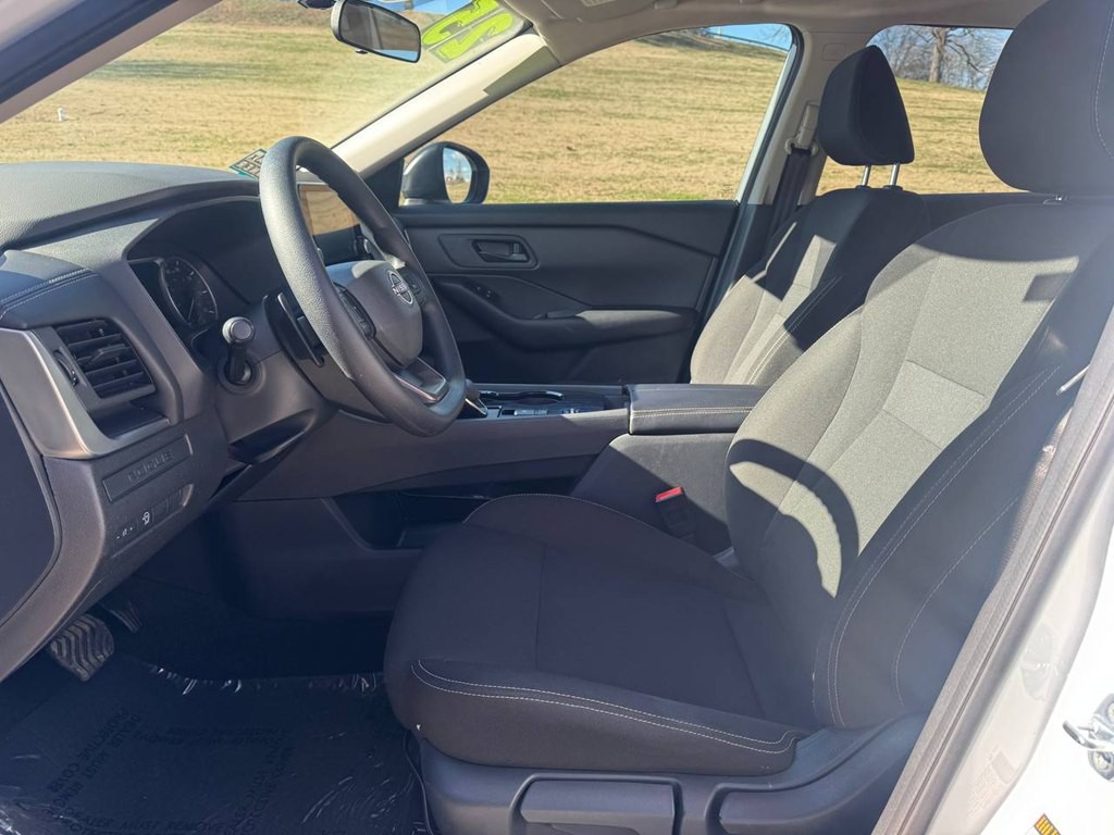 2025 Nissan Rogue Image 33