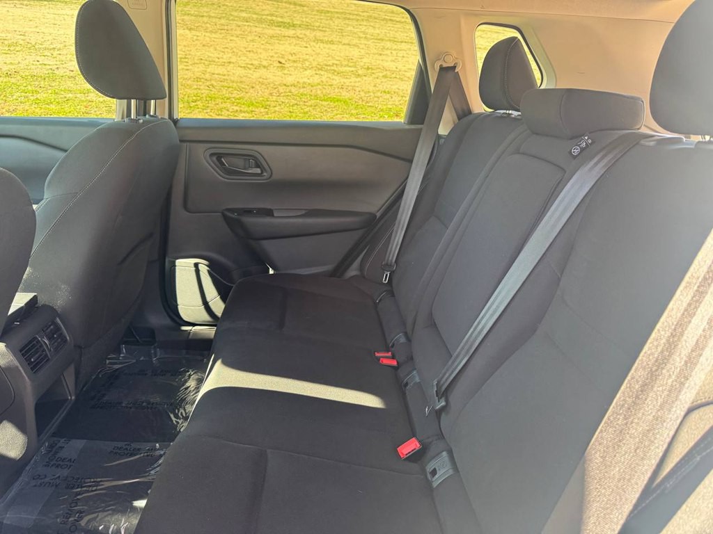 2025 Nissan Rogue Image 35