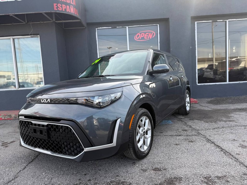 2024 Kia Soul Image 2