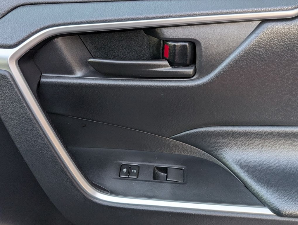 2024 Toyota Rav4 Image 16