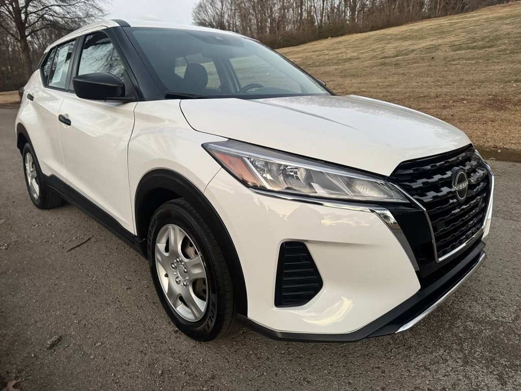 2023 Nissan Kicks Image 8