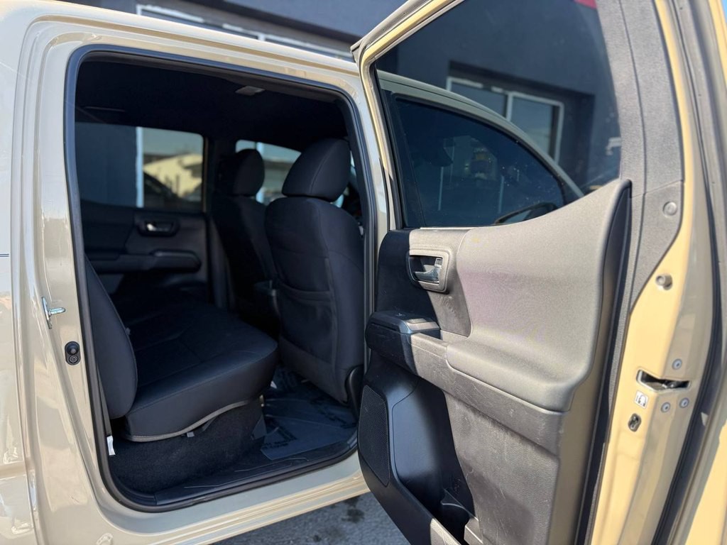 2020 Toyota Tacoma Image 13