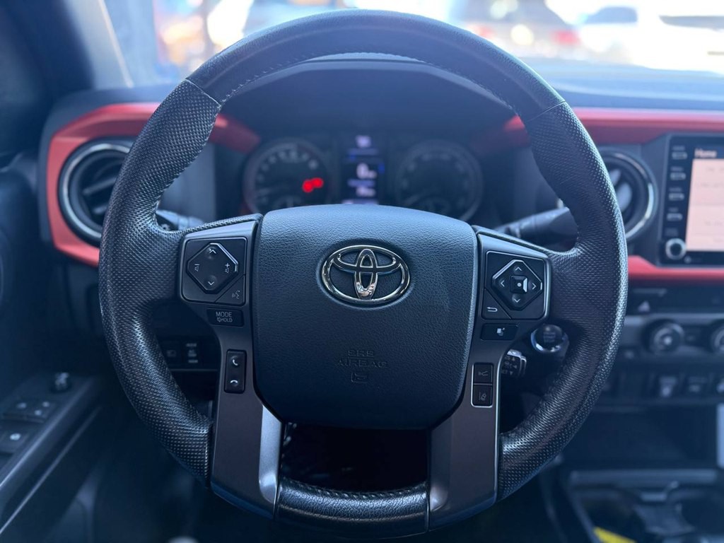 2020 Toyota Tacoma Image 16