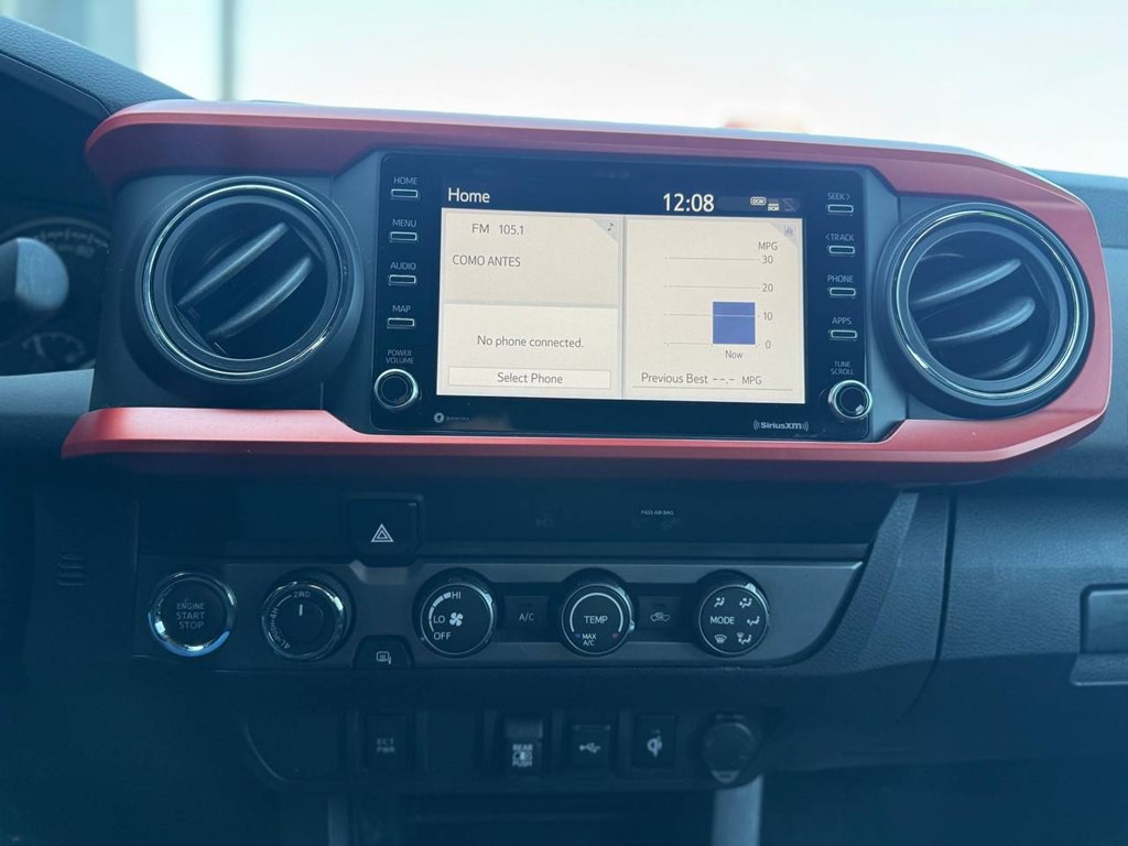 2020 Toyota Tacoma Image 19