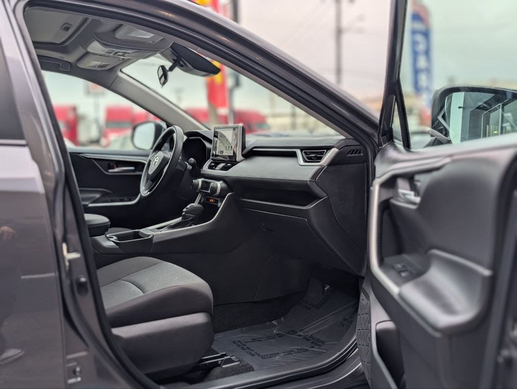 2024 Toyota Rav4 Image 12