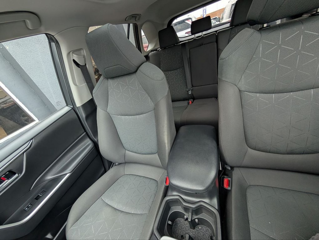 2024 Toyota Rav4 Image 31