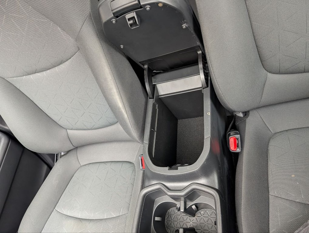 2024 Toyota Rav4 Image 32